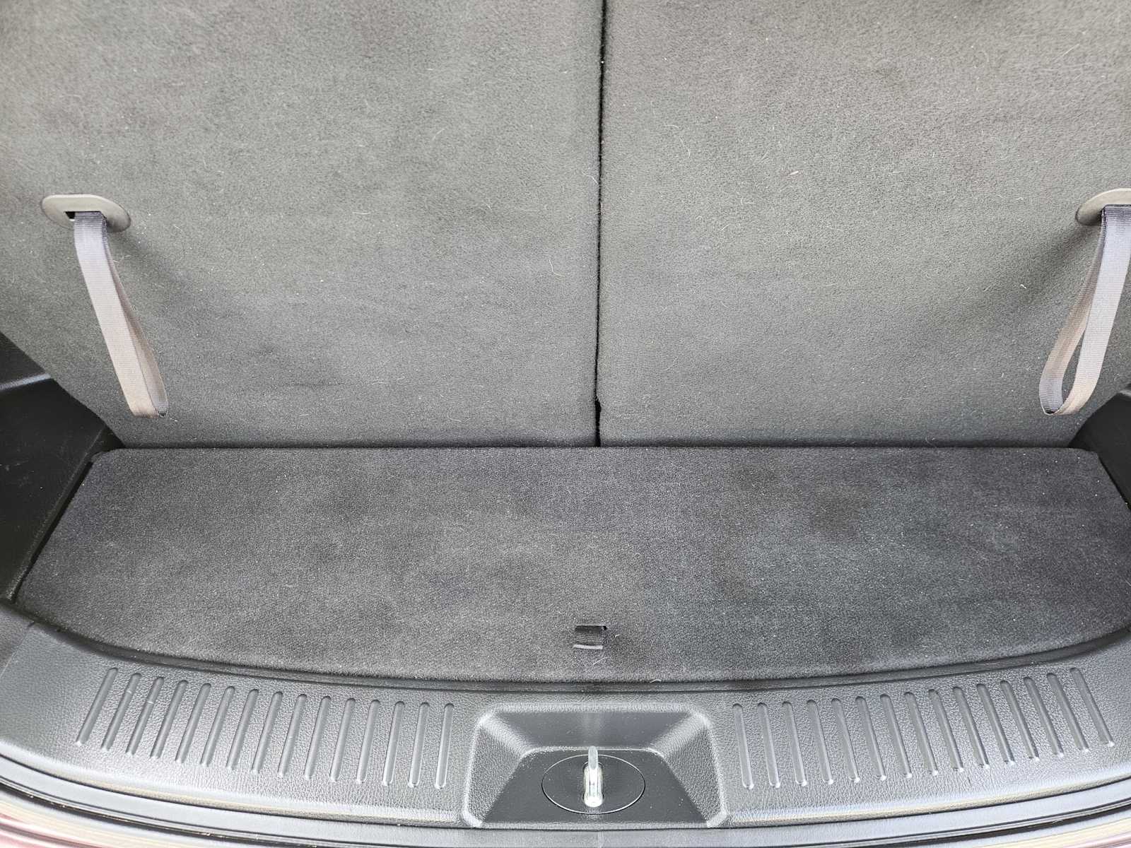 Thumbnail: 2015 Kia Sorento - 30