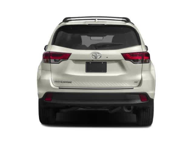 Thumbnail: 2019 Toyota Highlander - 8