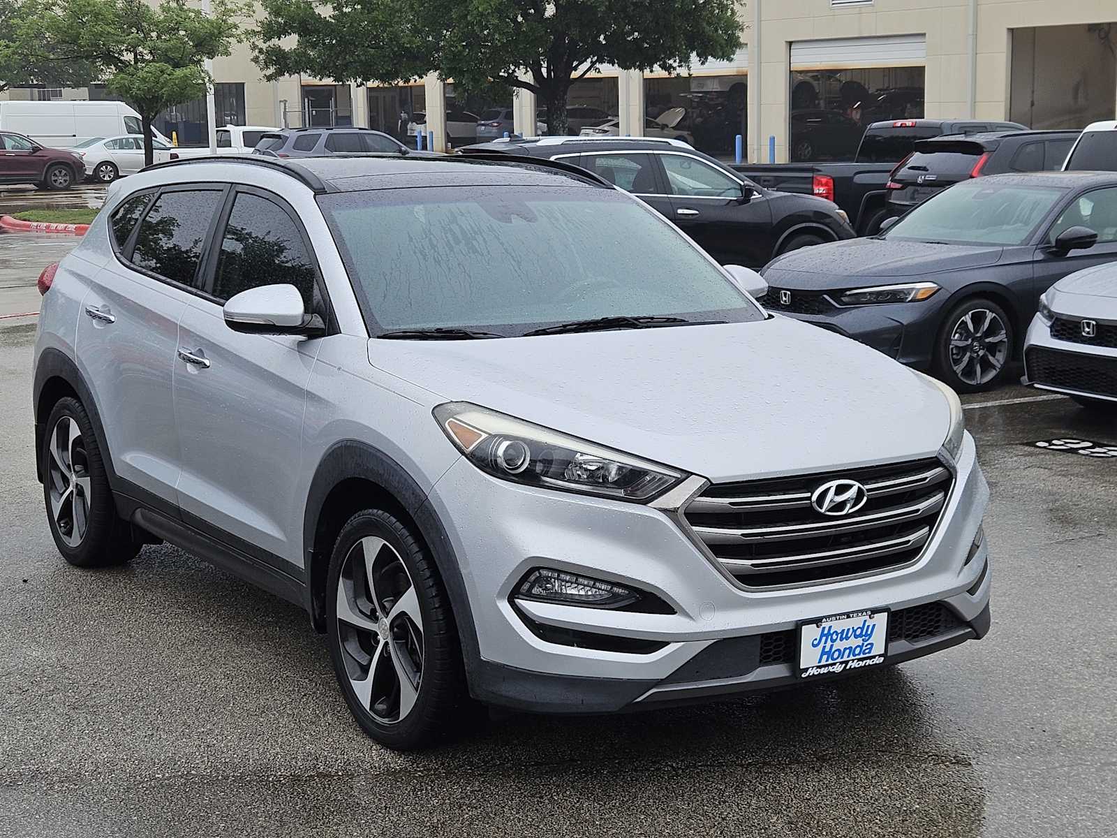 Thumbnail: 2016 Hyundai Tucson - 3