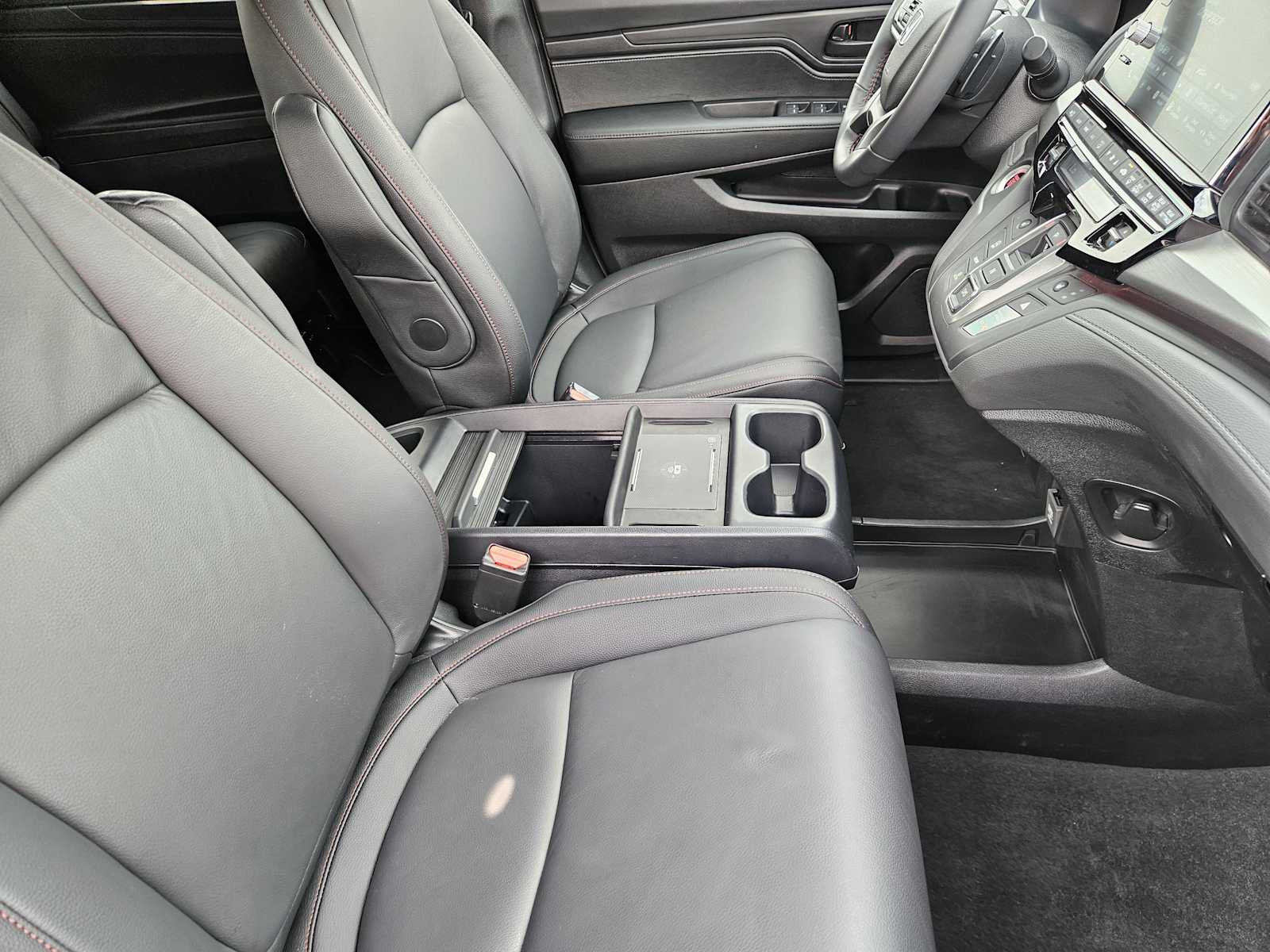 Thumbnail: 2026 Honda Odyssey - 14