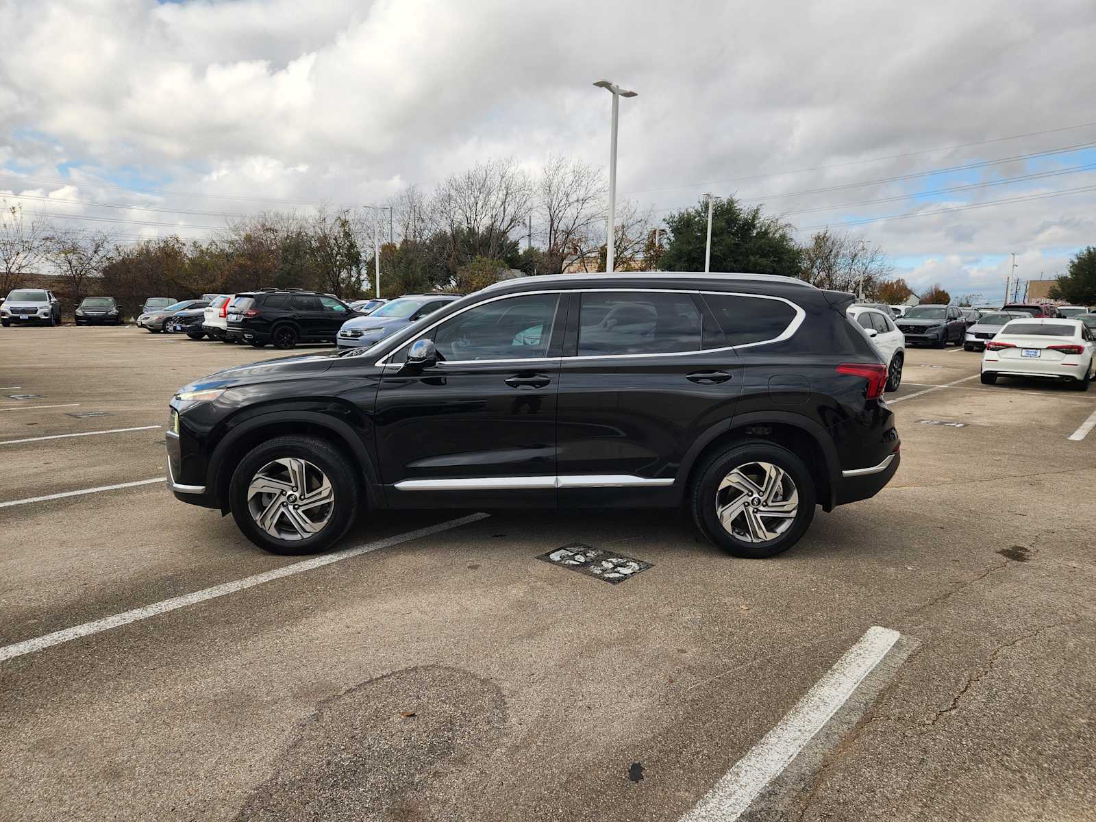 Thumbnail: 2022 Hyundai Santa Fe - 4