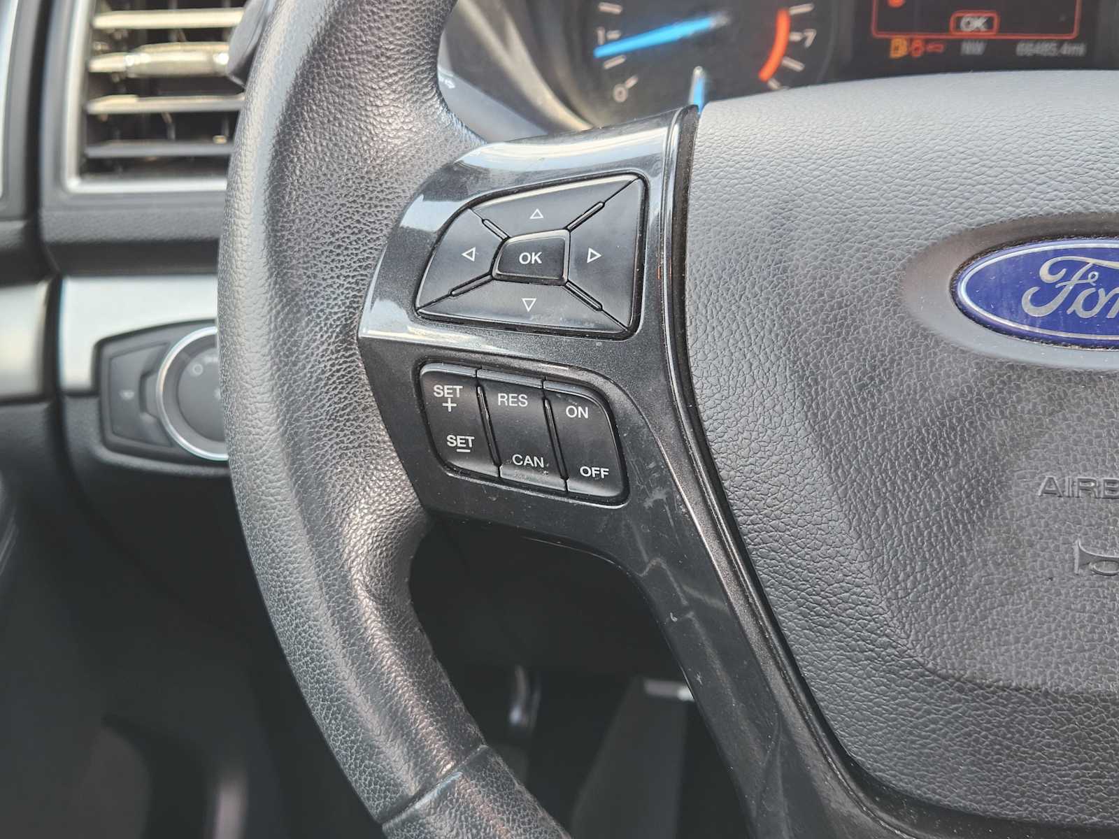 Thumbnail: 2019 Ford Explorer - 27