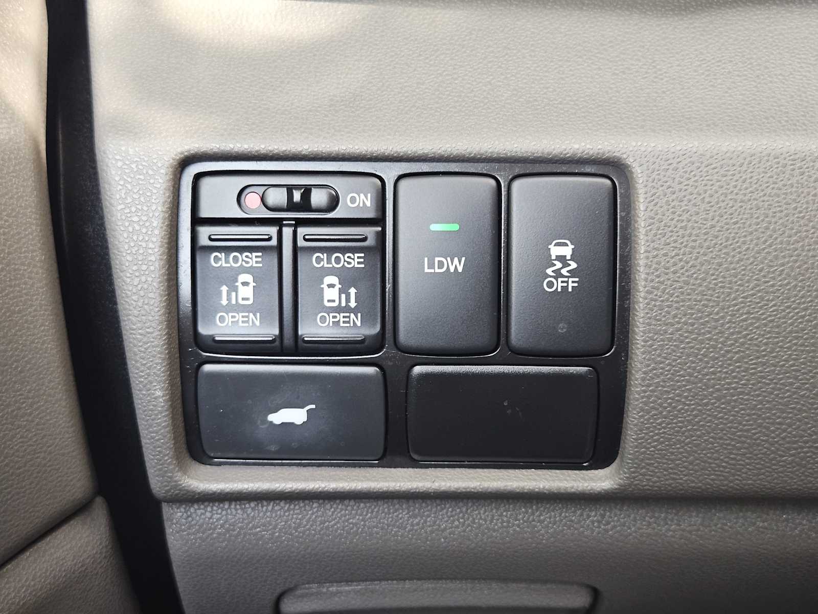 2016 Honda Odyssey EX-L - Photo 22
