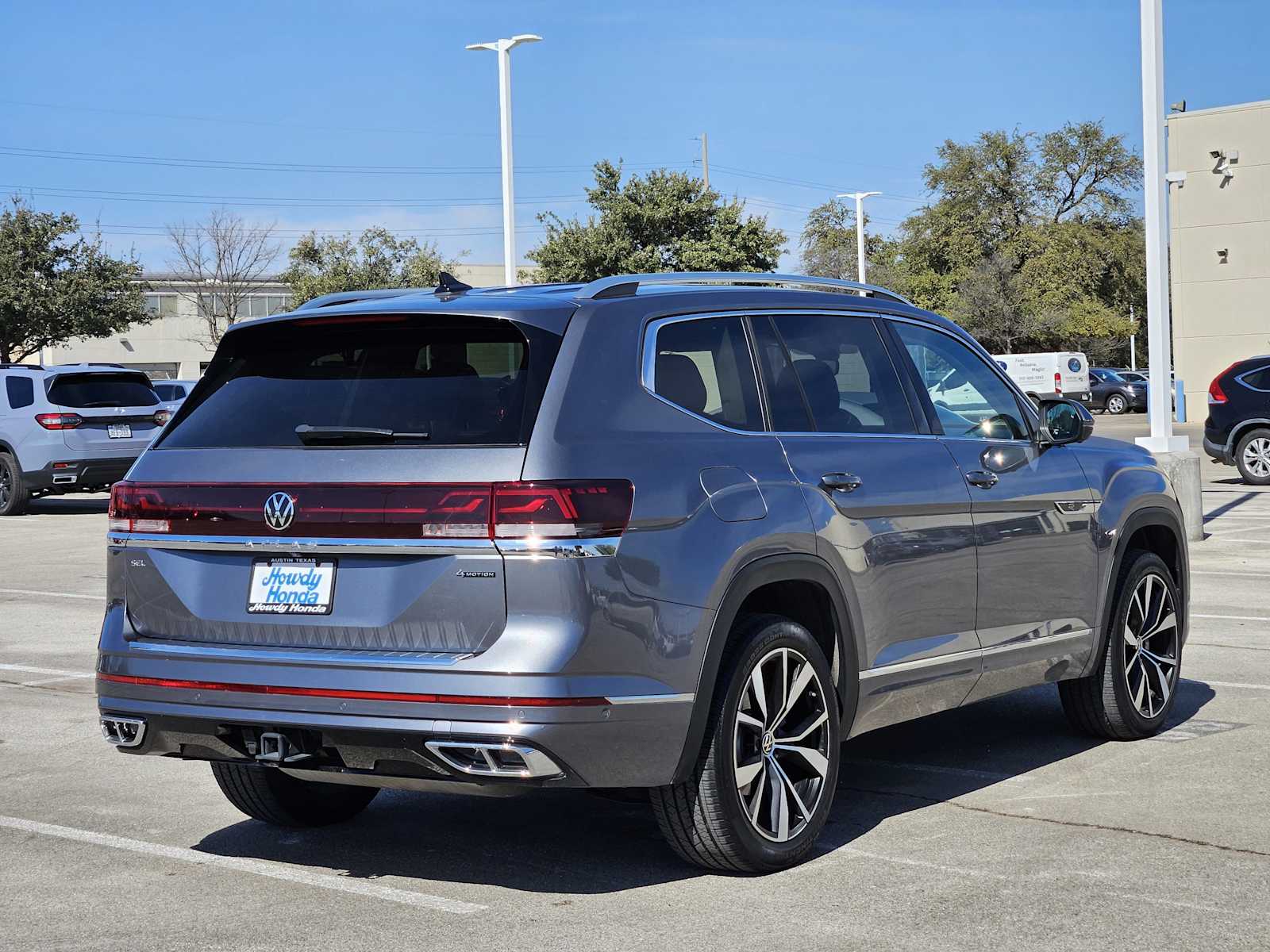 Thumbnail: 2024 Volkswagen Atlas - 6