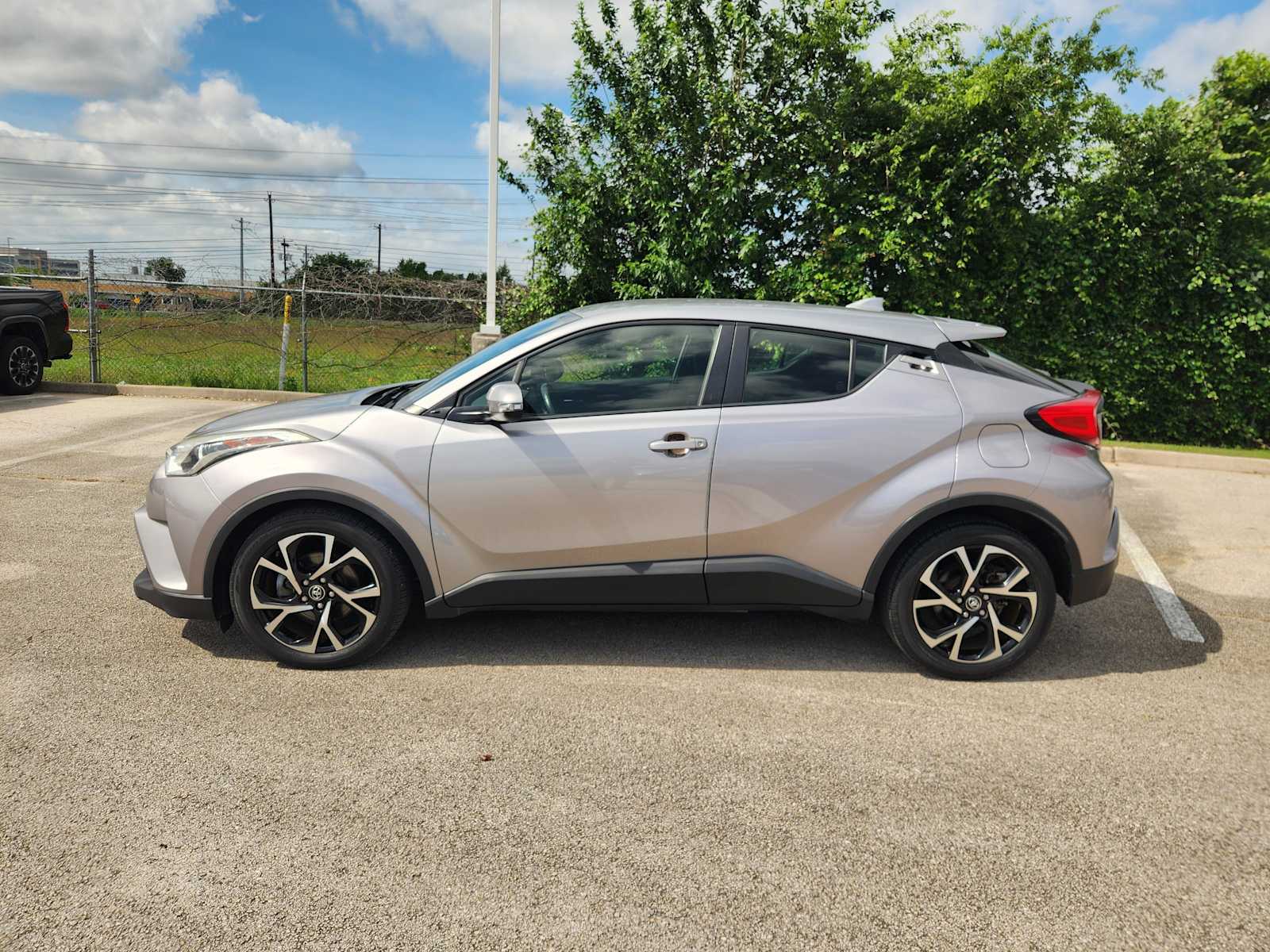 Thumbnail: 2018 Toyota C-HR - 4