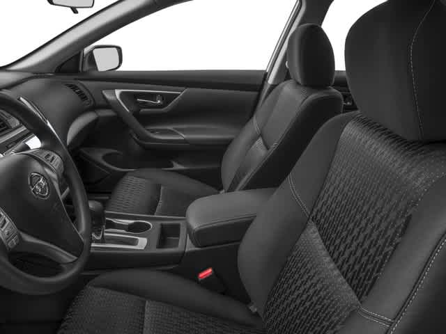 Thumbnail: 2016 Nissan Altima - 8