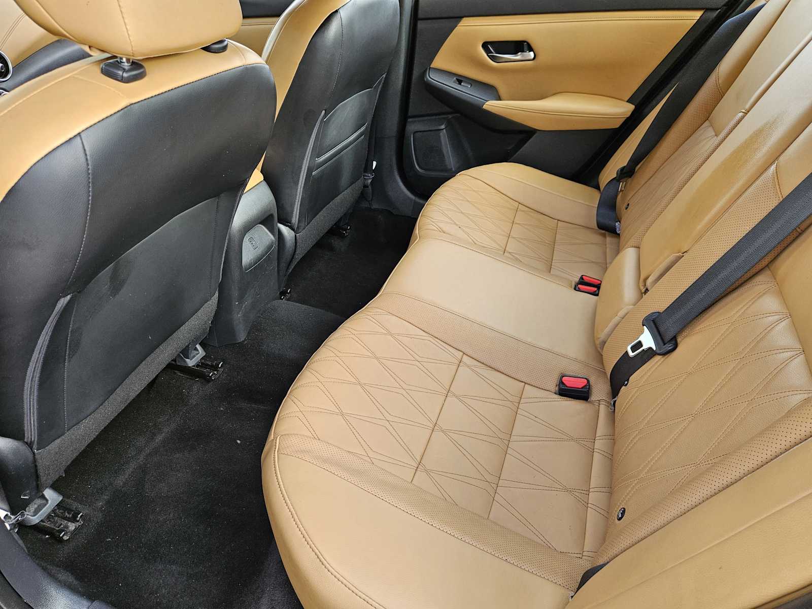 Thumbnail: 2021 Nissan Sentra - 29