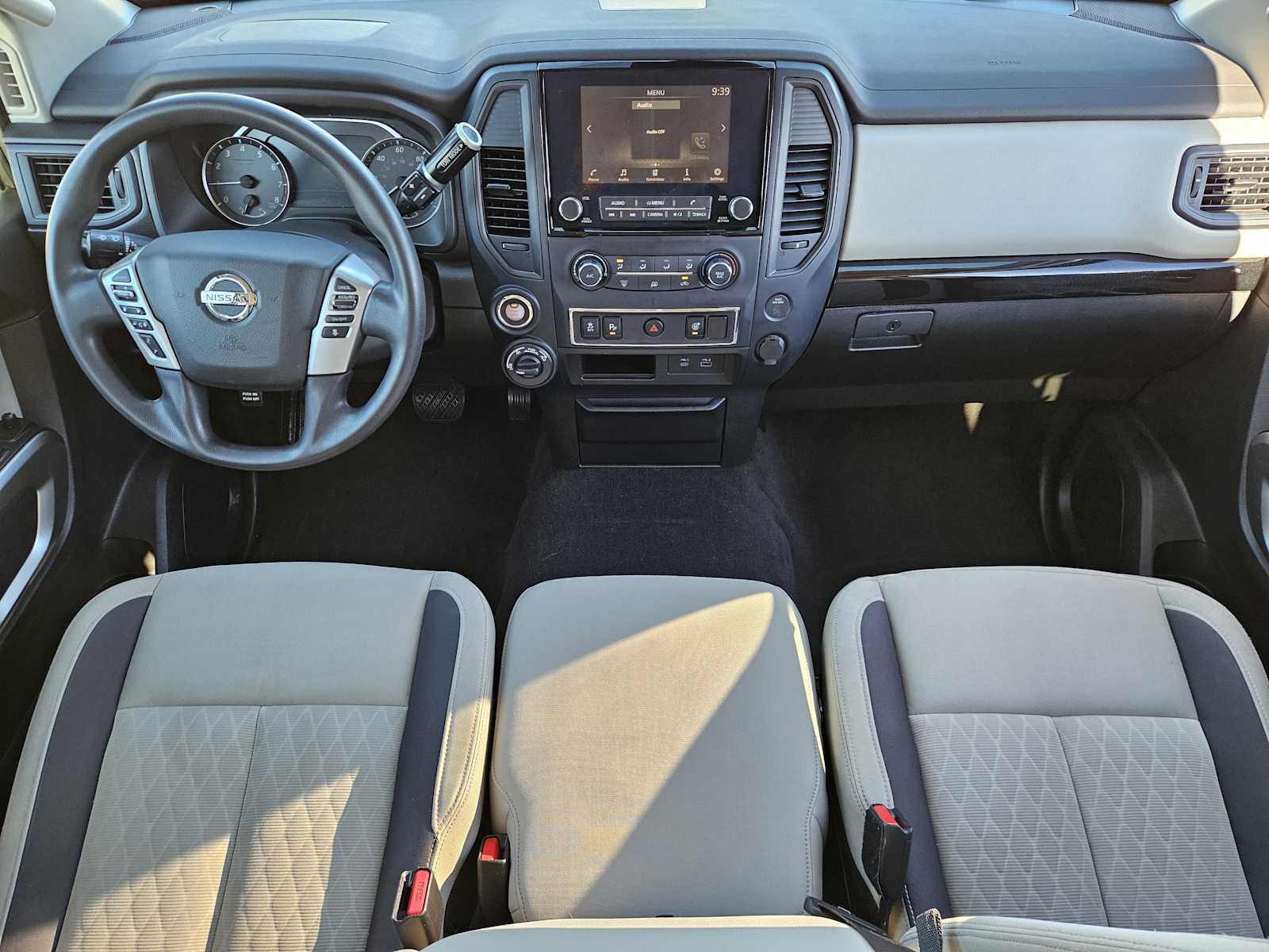 Thumbnail: 2022 Nissan Titan - 23