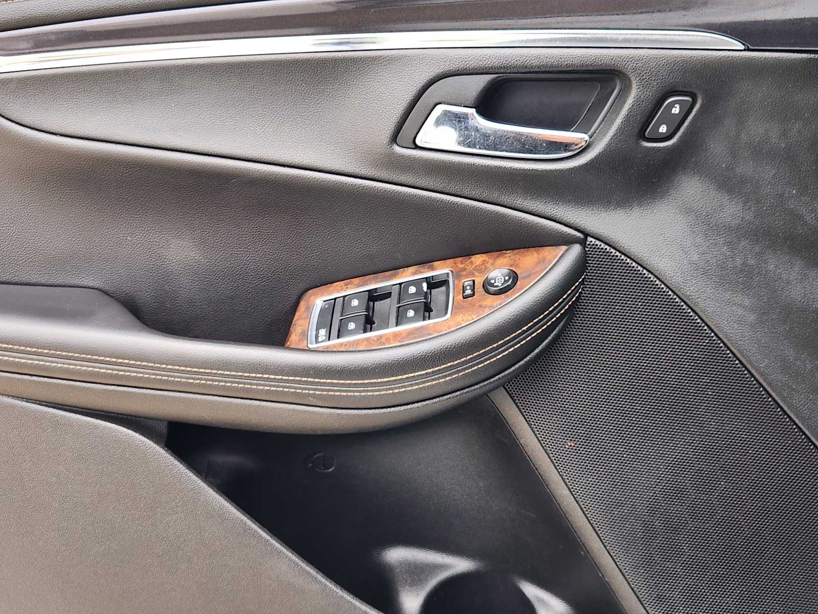 Thumbnail: 2015 Chevrolet Impala - 23