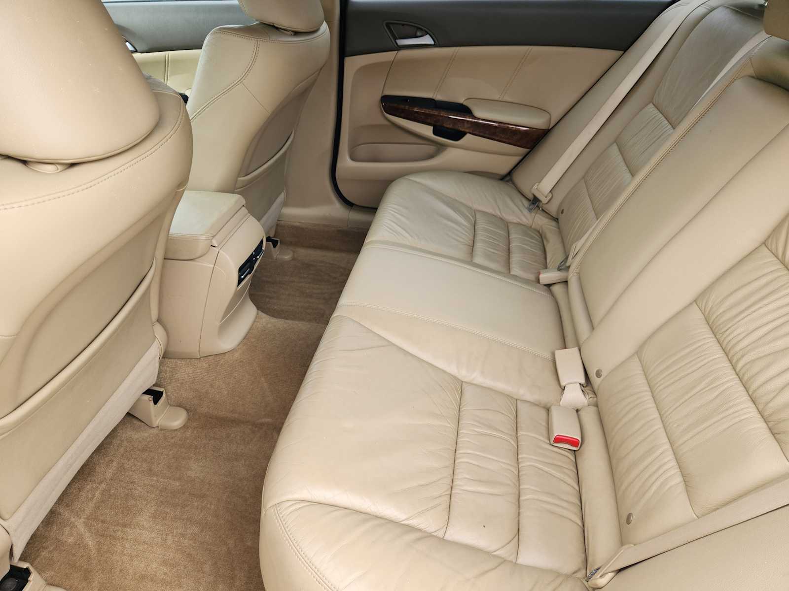 Thumbnail: 2010 Honda Accord - 30