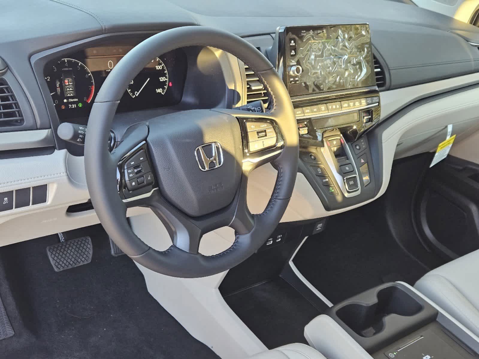 2026 Honda Odyssey EX-L photo 2