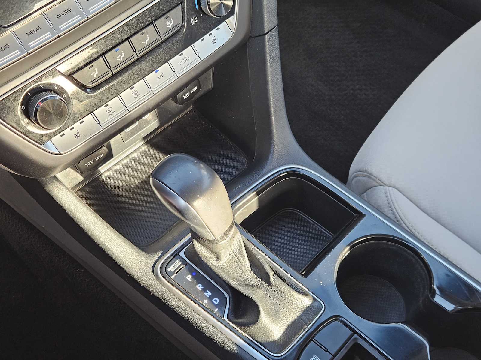 Thumbnail: 2018 Hyundai Sonata - 19