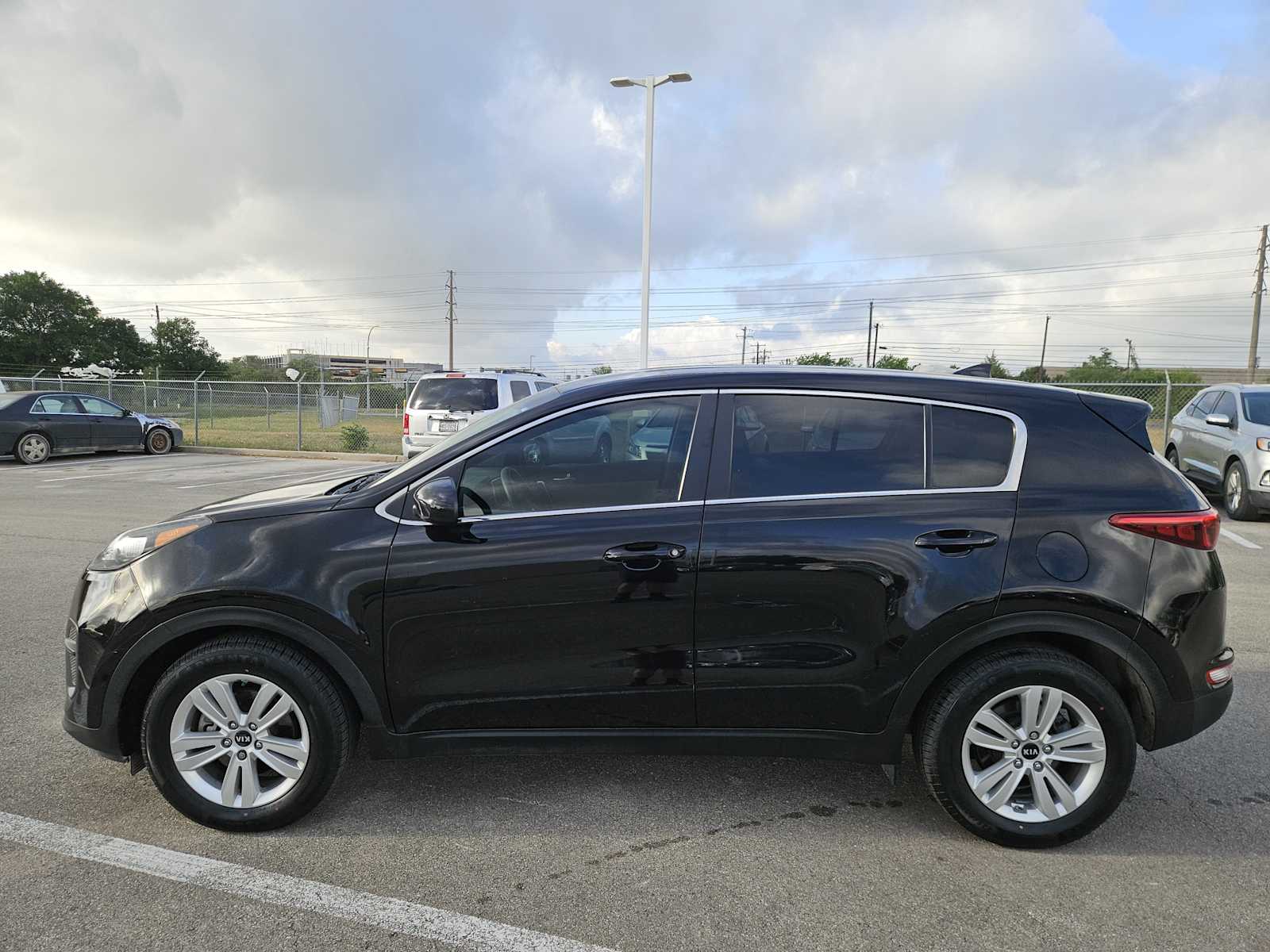 Thumbnail: 2019 Kia Sportage - 4