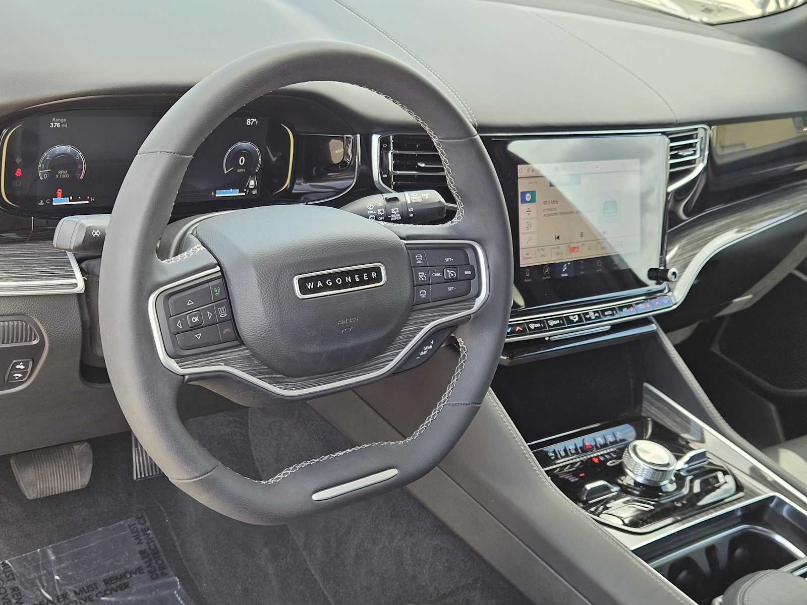 Used 2022 Jeep Wagoneer Series III with VIN 1C4SJVDT6NS142632 for sale in Austin, TX