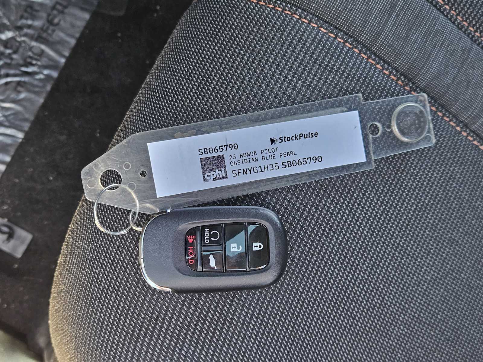 Thumbnail: 2025 Honda Pilot - 26