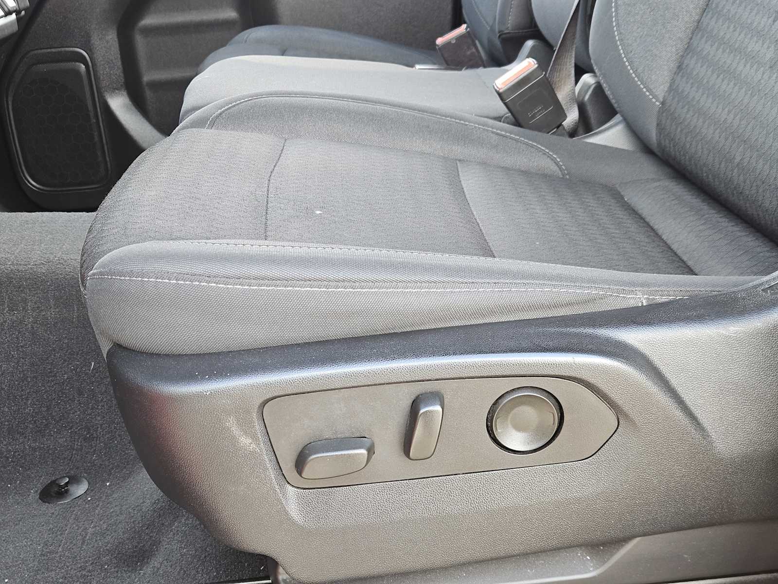 Thumbnail: 2022 Chevrolet Silverado 1500 - 23