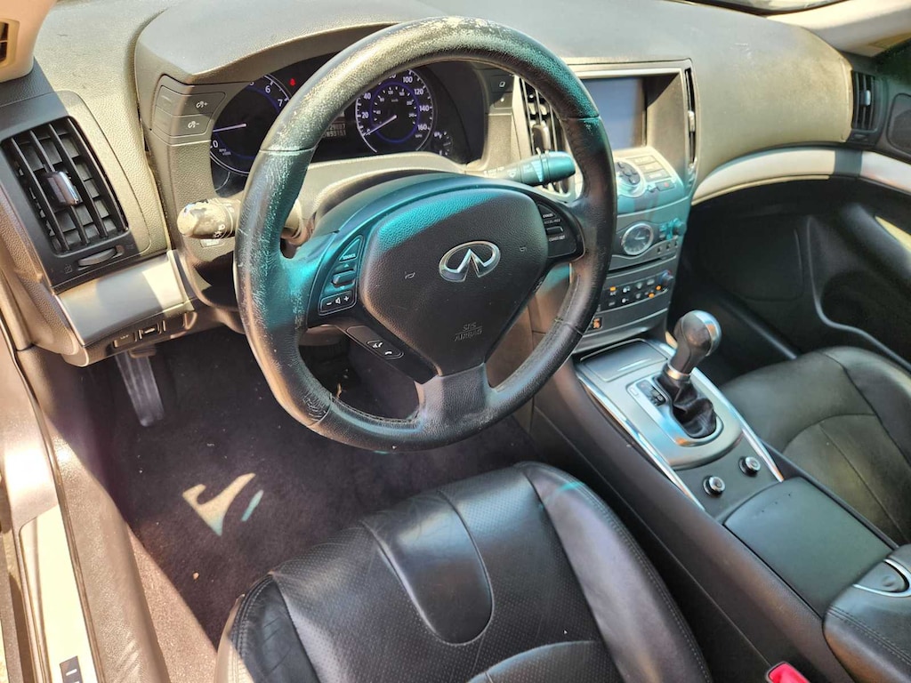 Used 2015 INFINITI Q40 Sedan