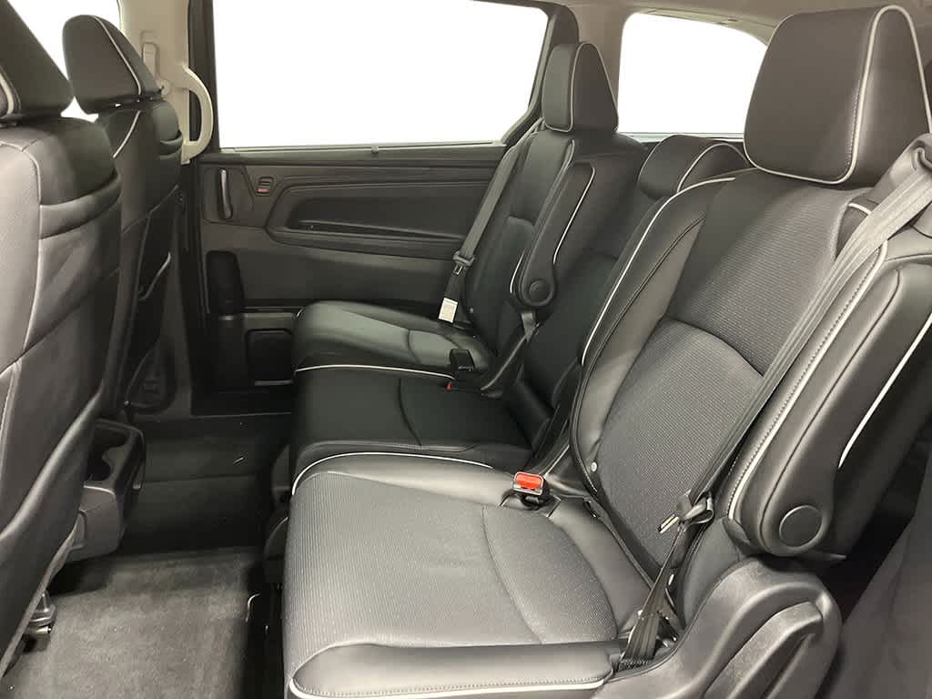 Thumbnail: 2026 Honda Odyssey - 21