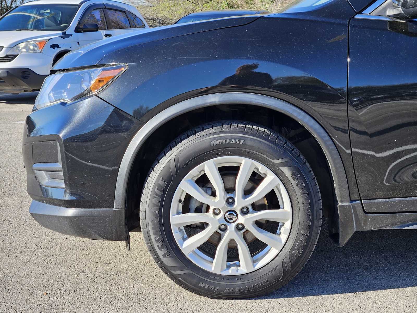 Thumbnail: 2019 Nissan Rogue - 8