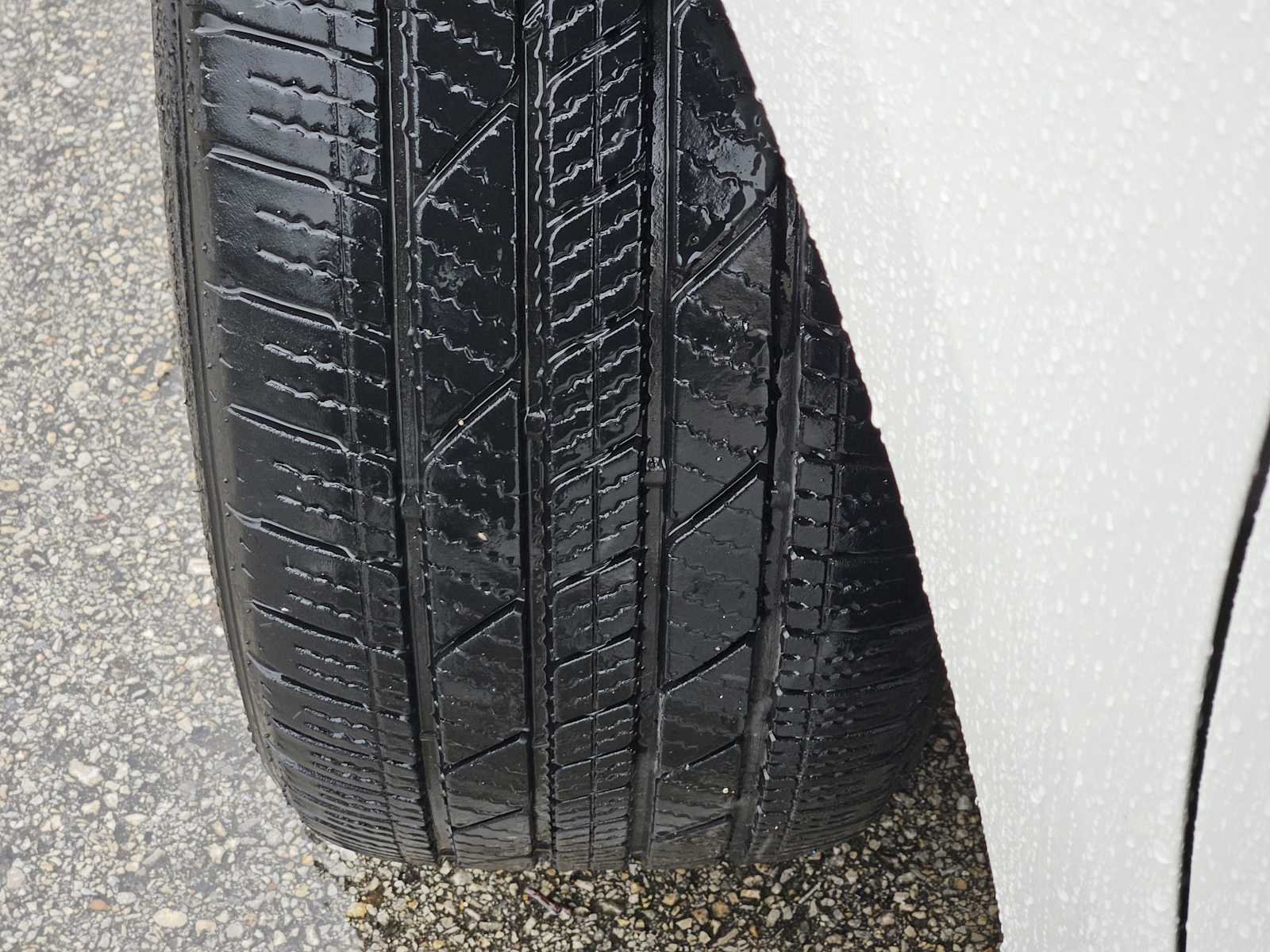 Thumbnail: 2014 Nissan Pathfinder - 10