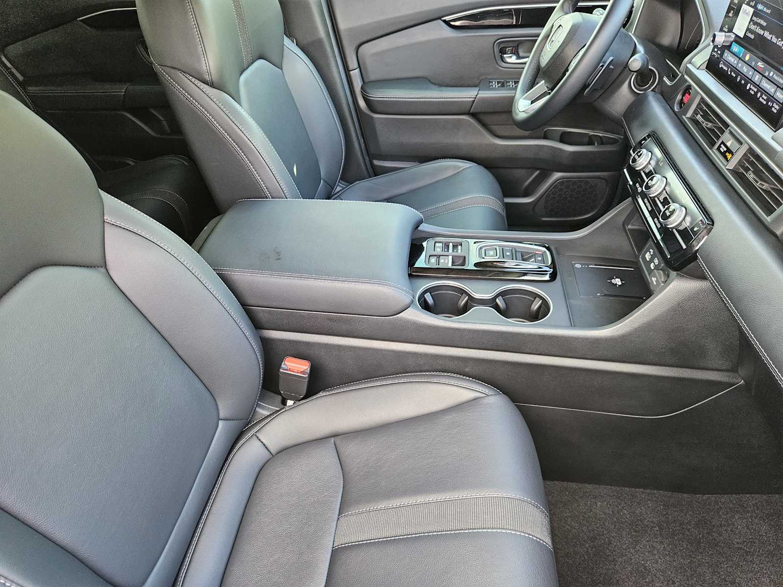 Thumbnail: 2025 Honda Pilot - 14