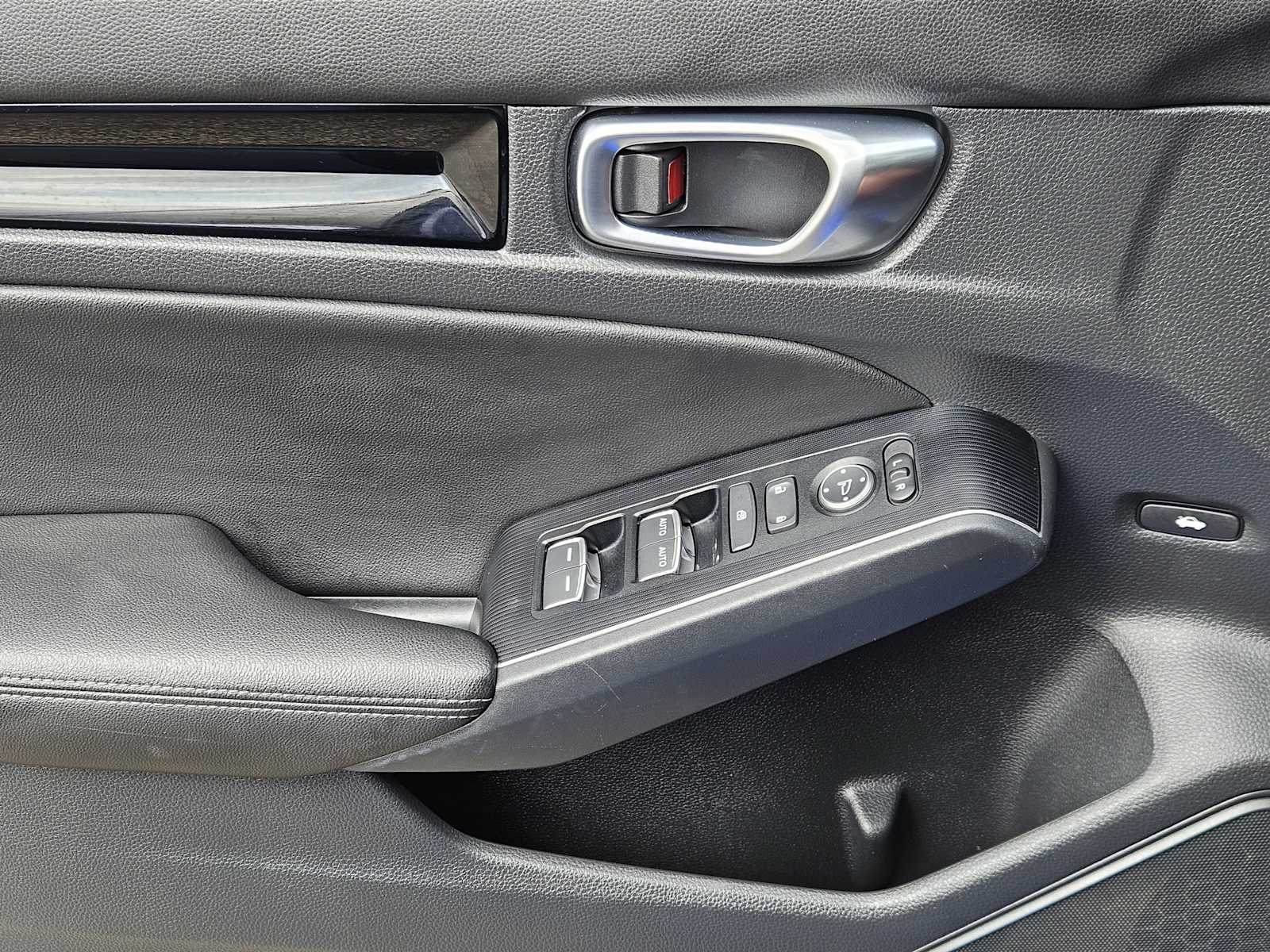 Thumbnail: 2024 Honda Civic - 23