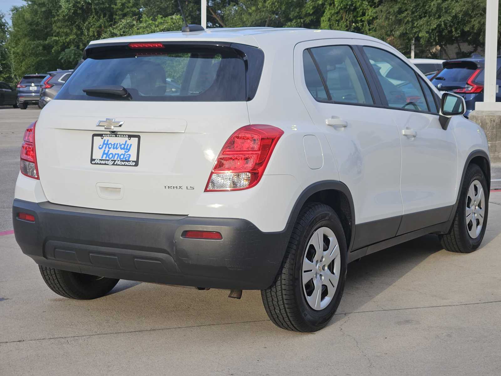 Thumbnail: 2016 Chevrolet Trax - 6