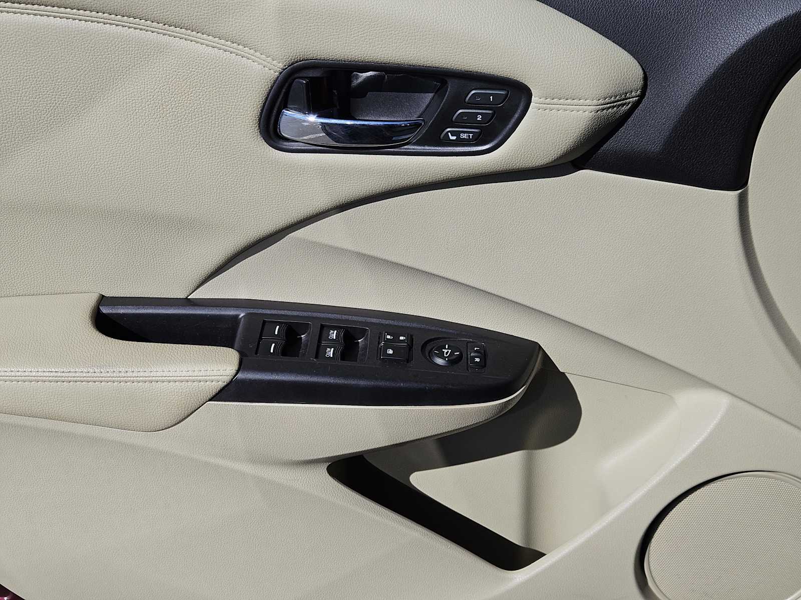 Thumbnail: 2016 Acura RDX - 22