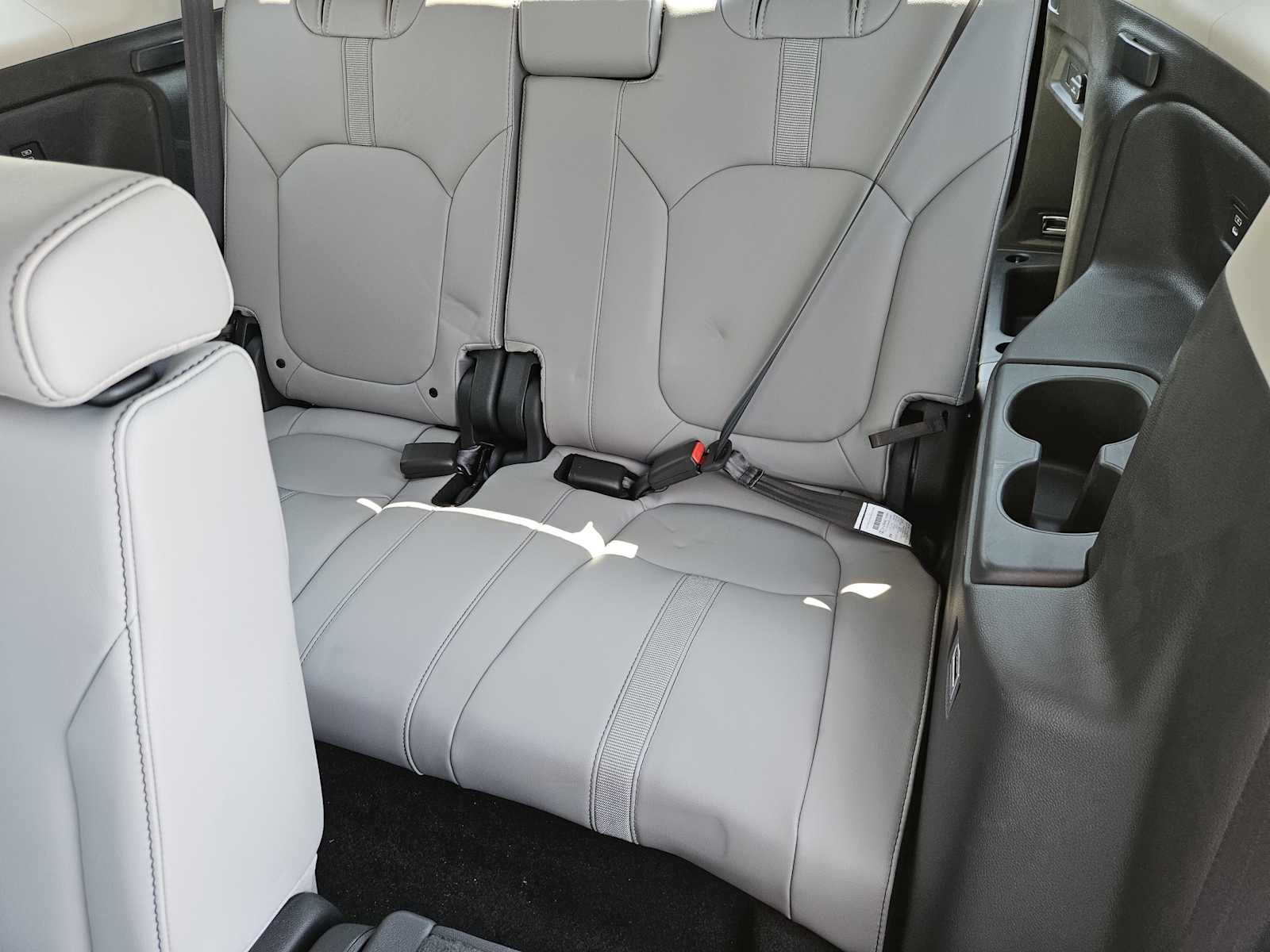 Thumbnail: 2025 Honda Pilot - 36