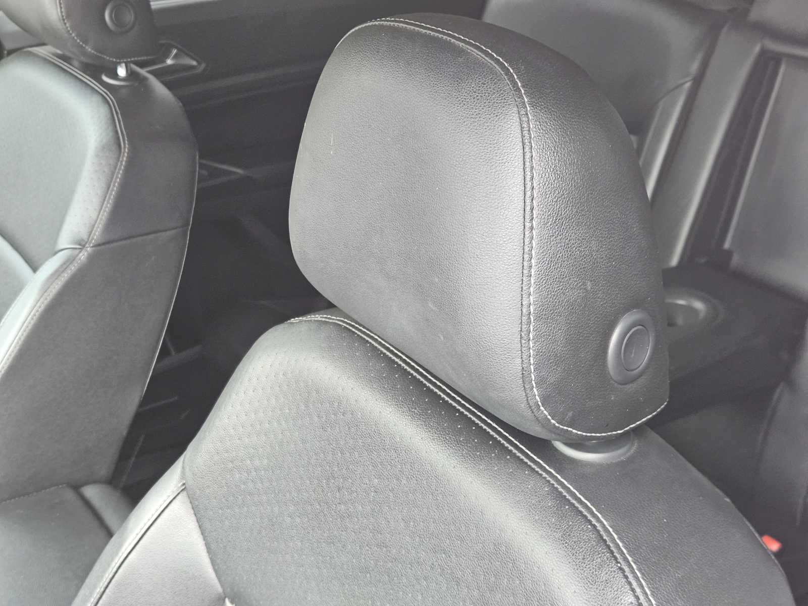 Thumbnail: 2018 Volkswagen Atlas - 15