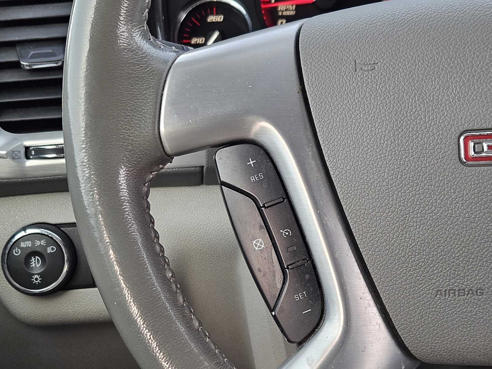 Thumbnail: 2016 GMC Acadia - 26