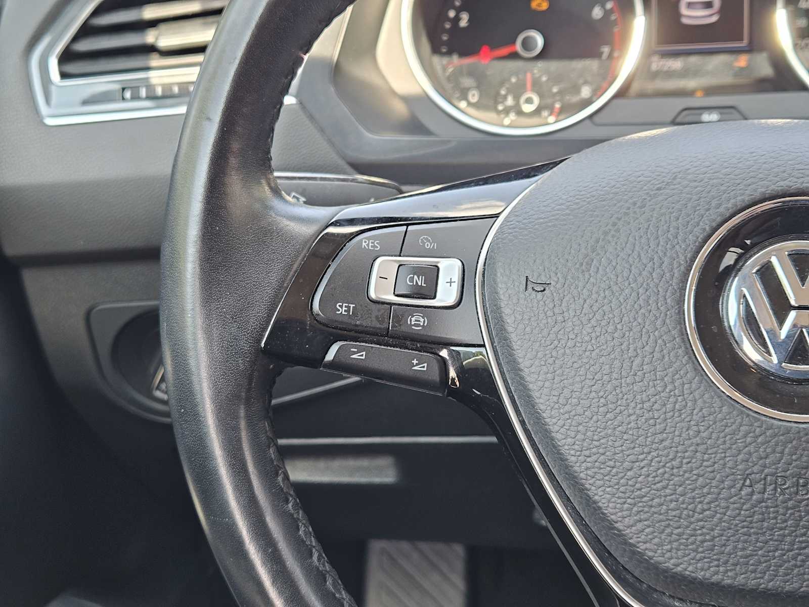 Thumbnail: 2019 Volkswagen Tiguan - 27