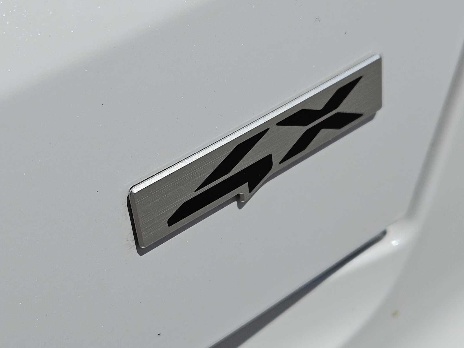 Thumbnail: 2023 Kia Sorento - 11