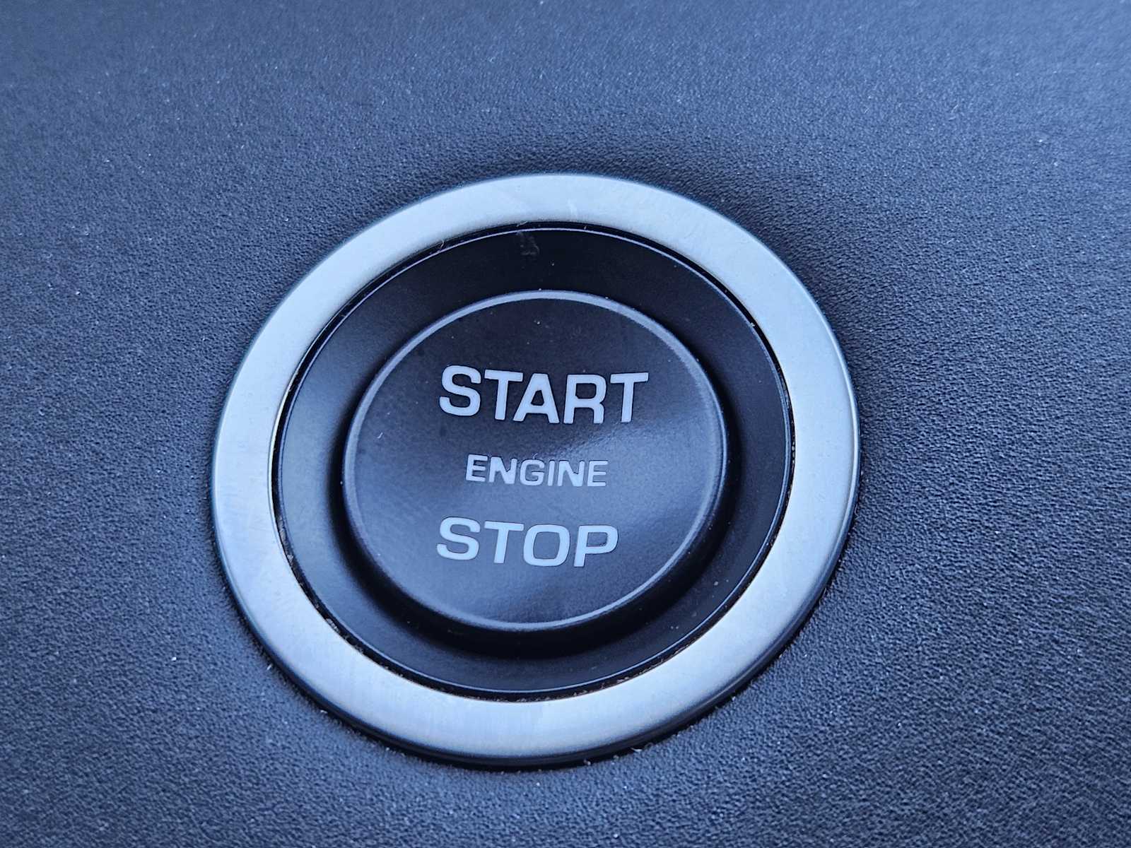 Thumbnail: 2024 Land Rover Range Rover Evoque - 20