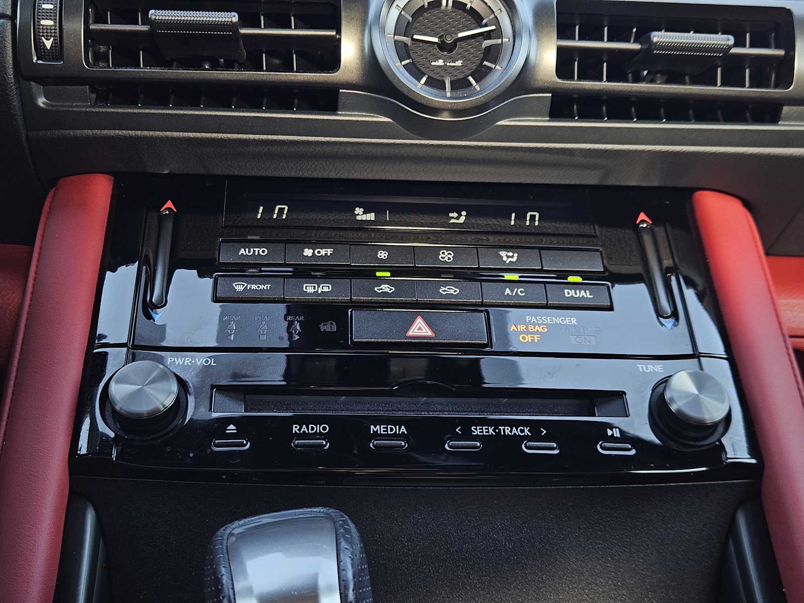 Thumbnail: 2023 Lexus IS - 18