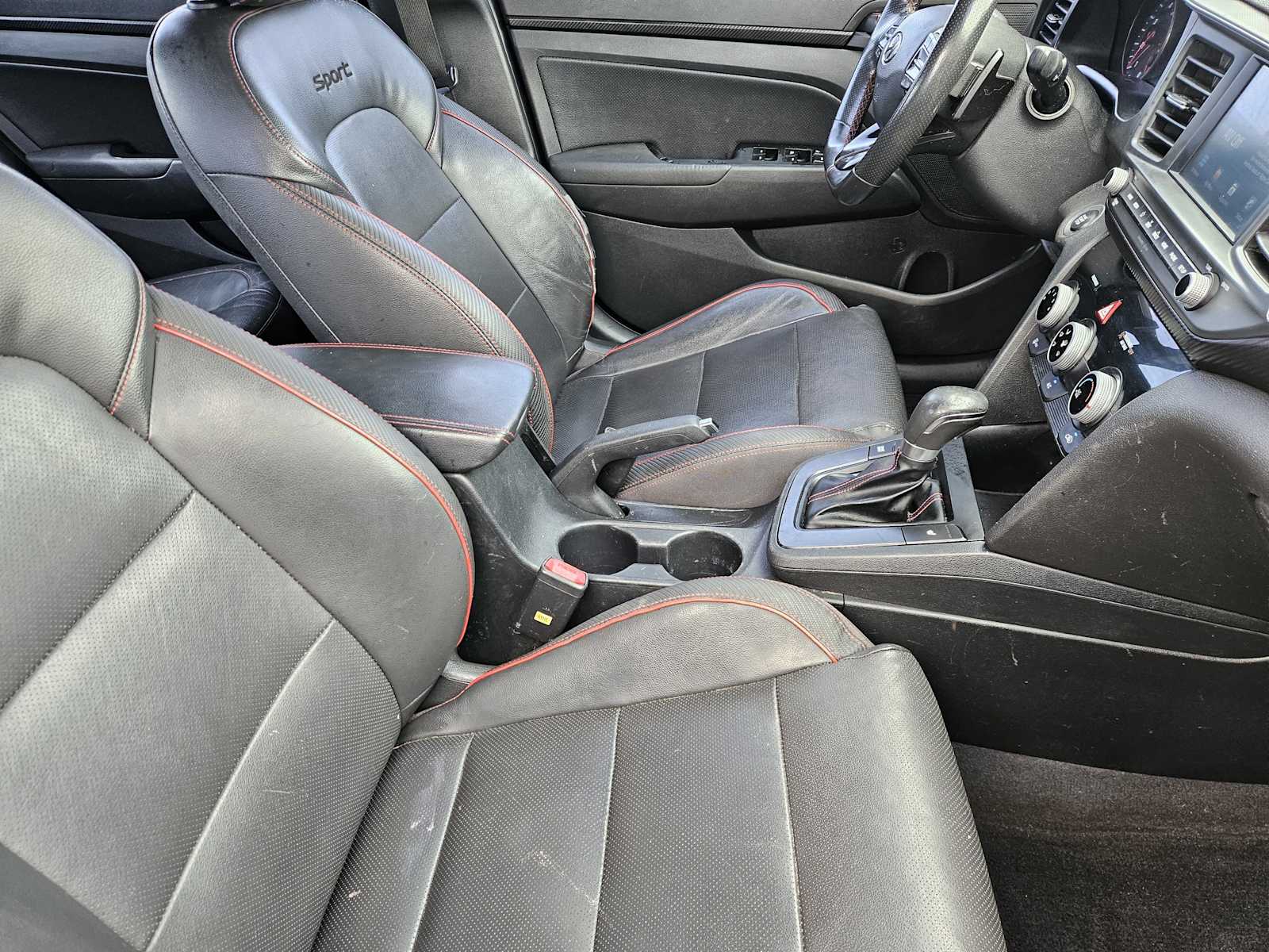 Thumbnail: 2019 Hyundai Elantra - 14