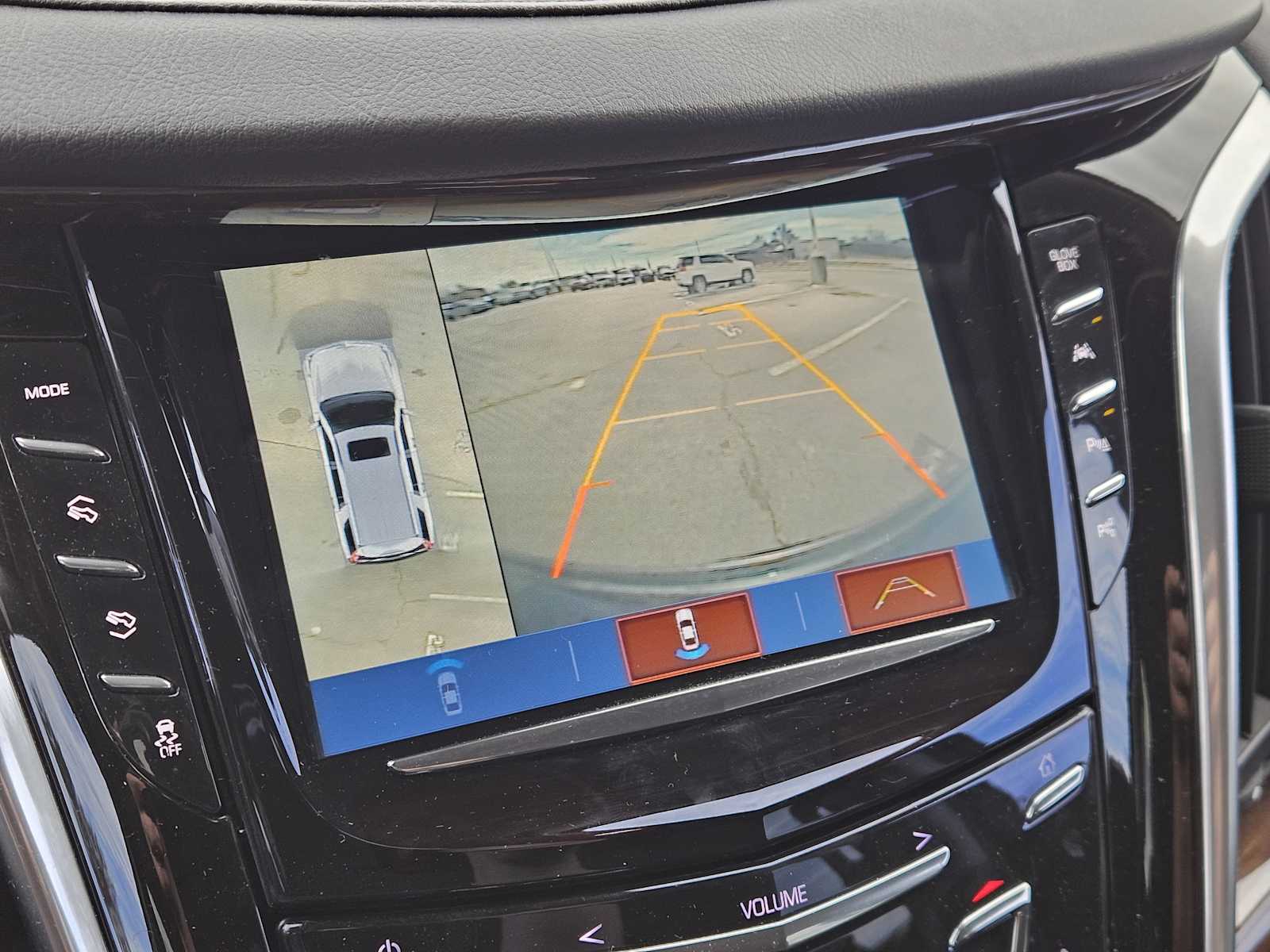 Thumbnail: 2020 Cadillac Escalade - 18