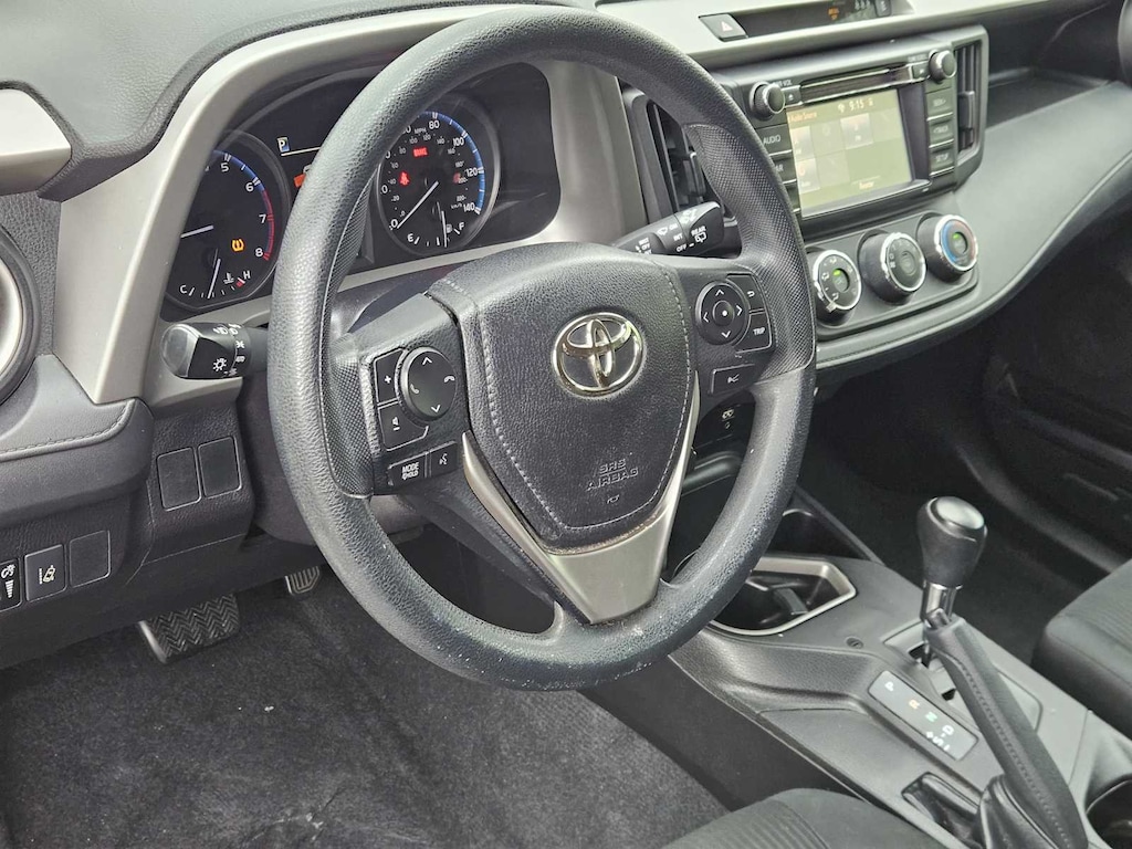 Used 2018 Toyota RAV4 LE SUV