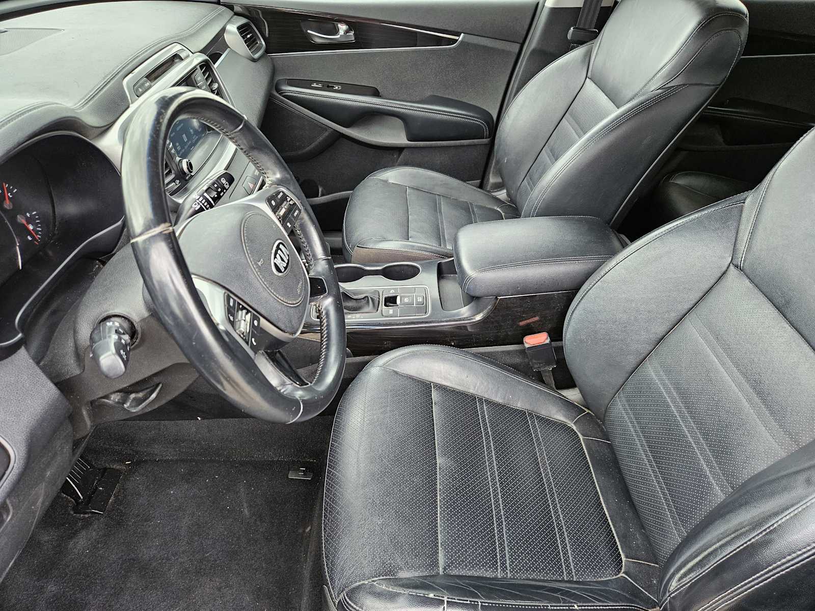 Thumbnail: 2019 Kia Sorento - 13