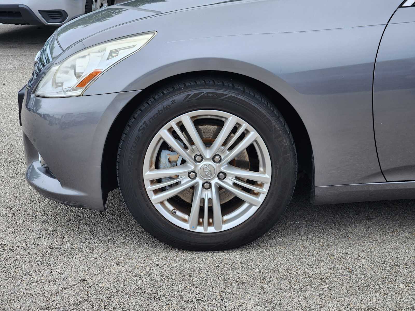 Thumbnail: 2012 INFINITI G37 - 8