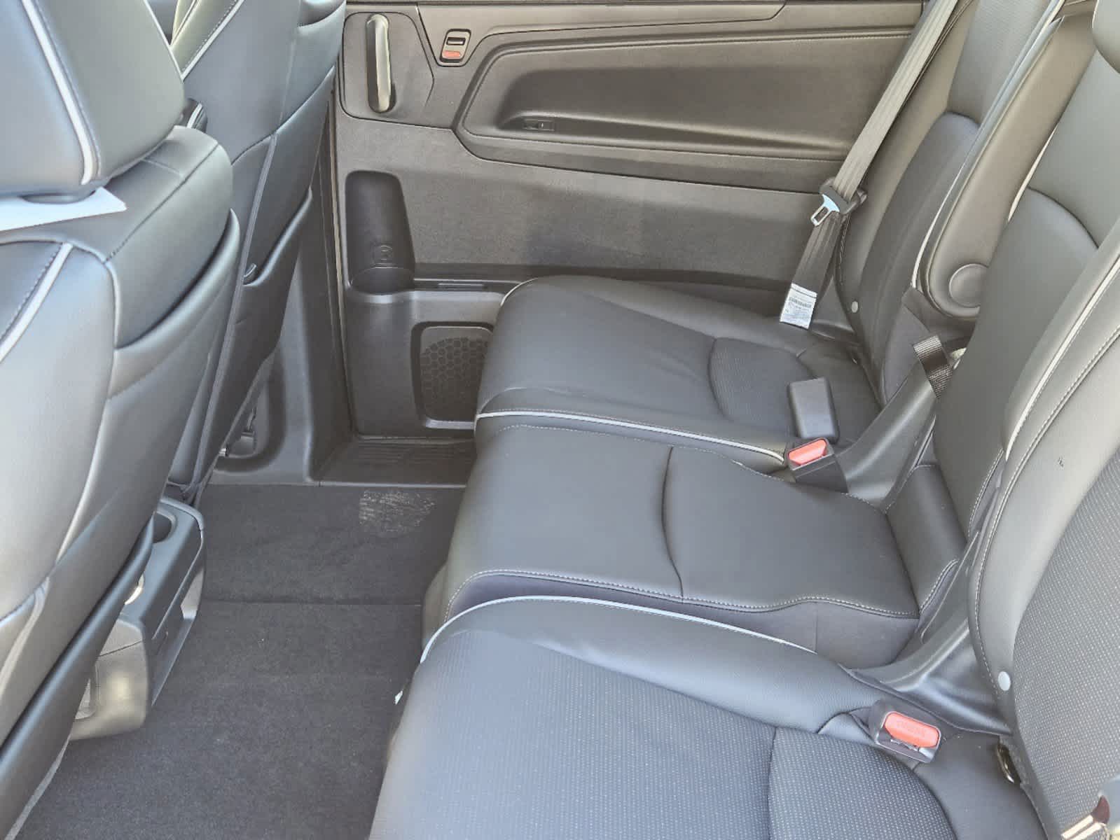 Thumbnail: 2025 Honda Odyssey - 23