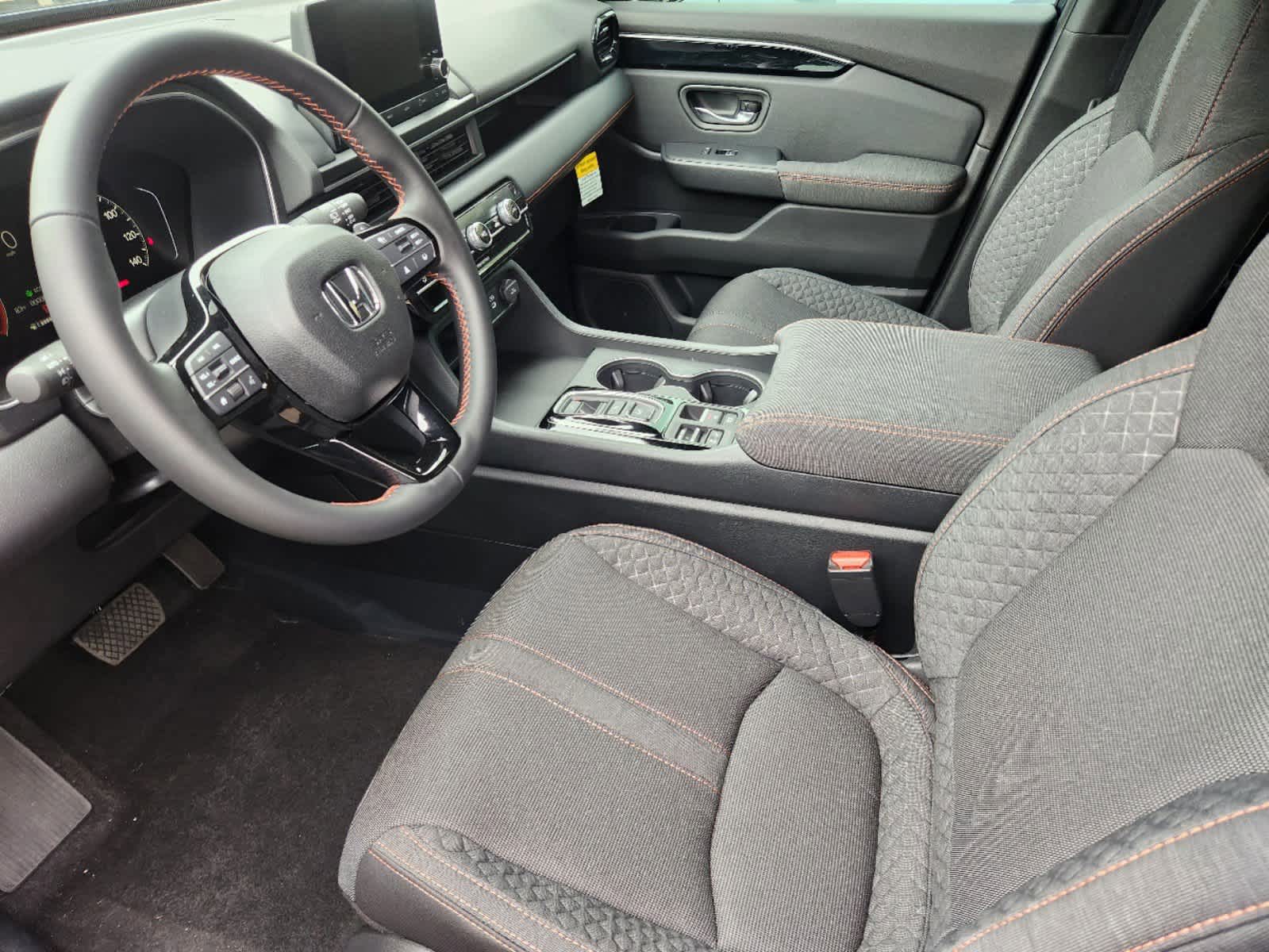 2025 Honda Pilot Sport photo 2