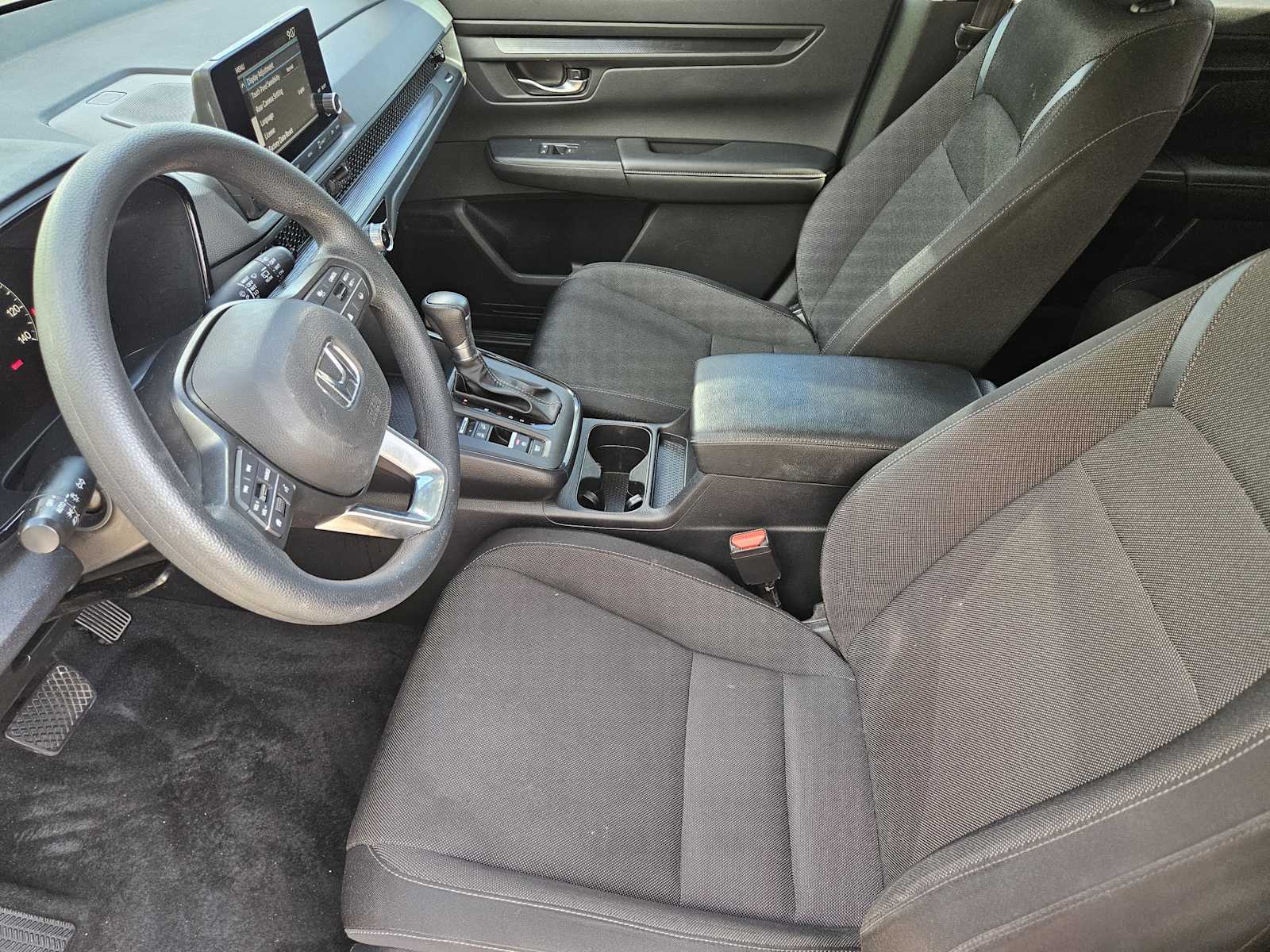 2025 Honda CR-V LX - Photo 12