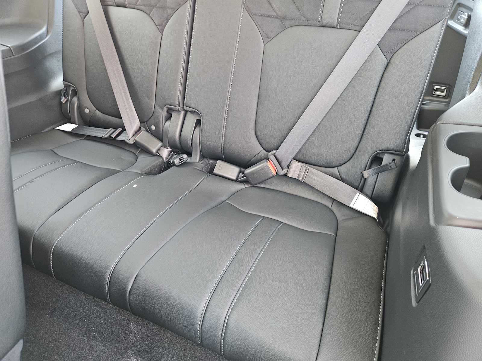 Thumbnail: 2026 Honda Pilot - 25