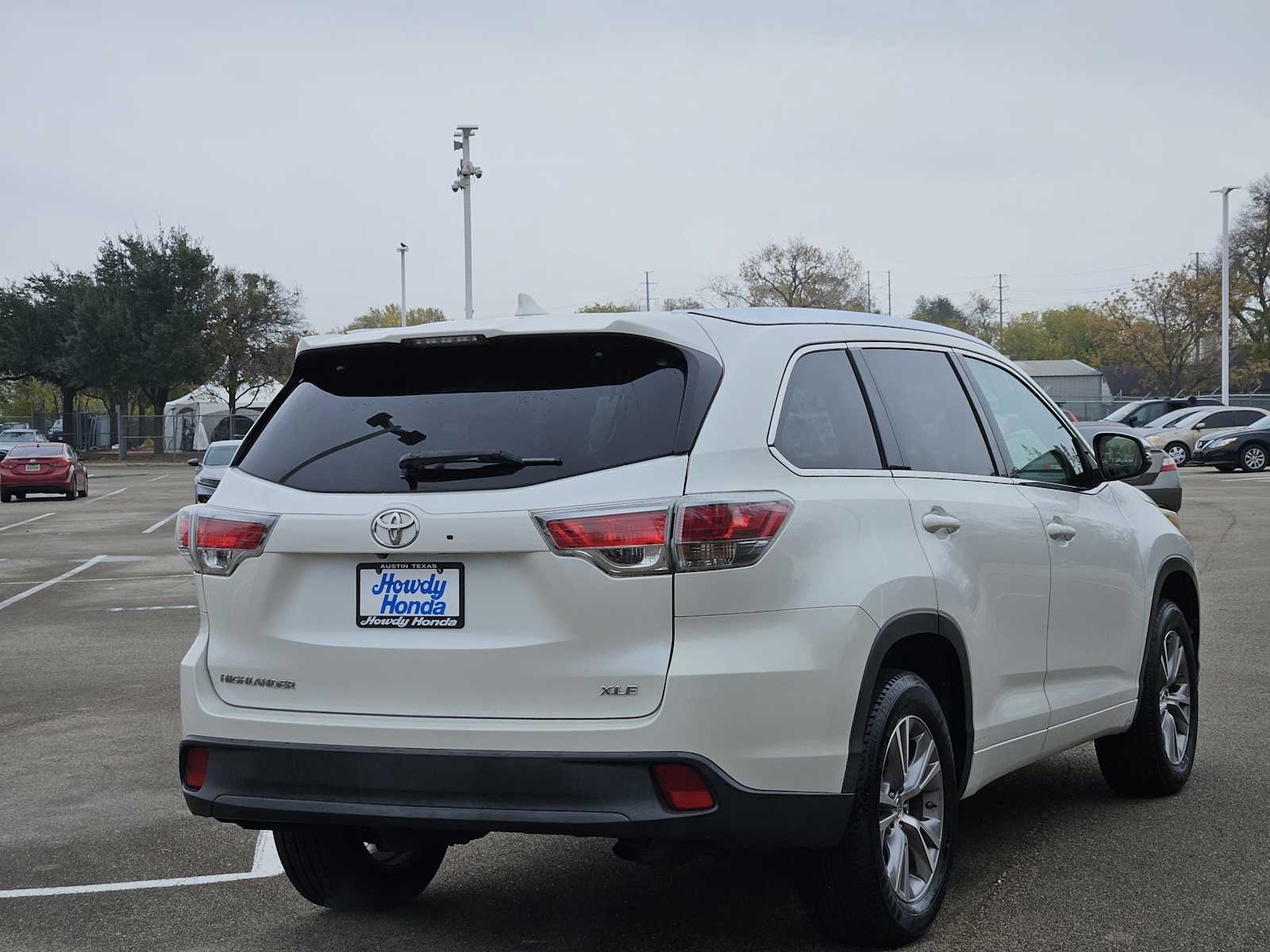 Thumbnail: 2015 Toyota Highlander - 6