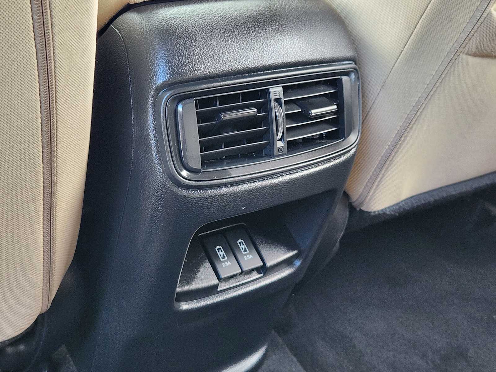 Thumbnail: 2017 Honda CR-V - 28
