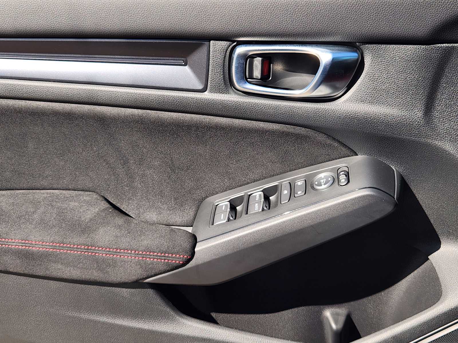 Thumbnail: 2025 Honda Civic - 18