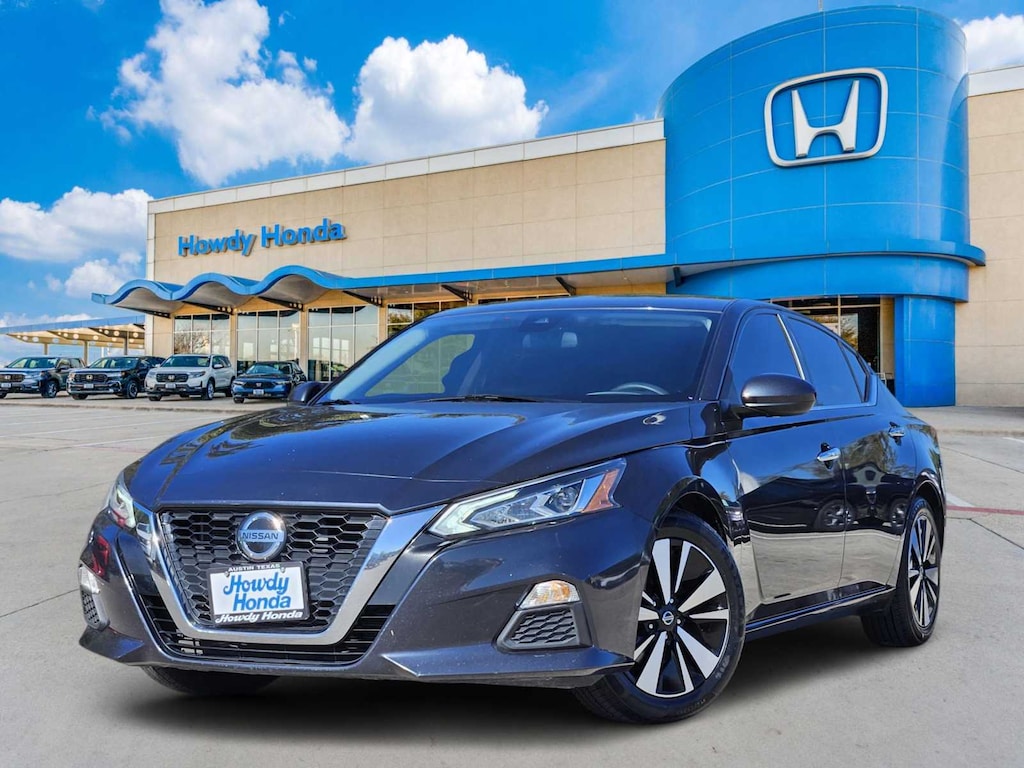 Used 2022 Nissan Altima 2.5 SV Sedan