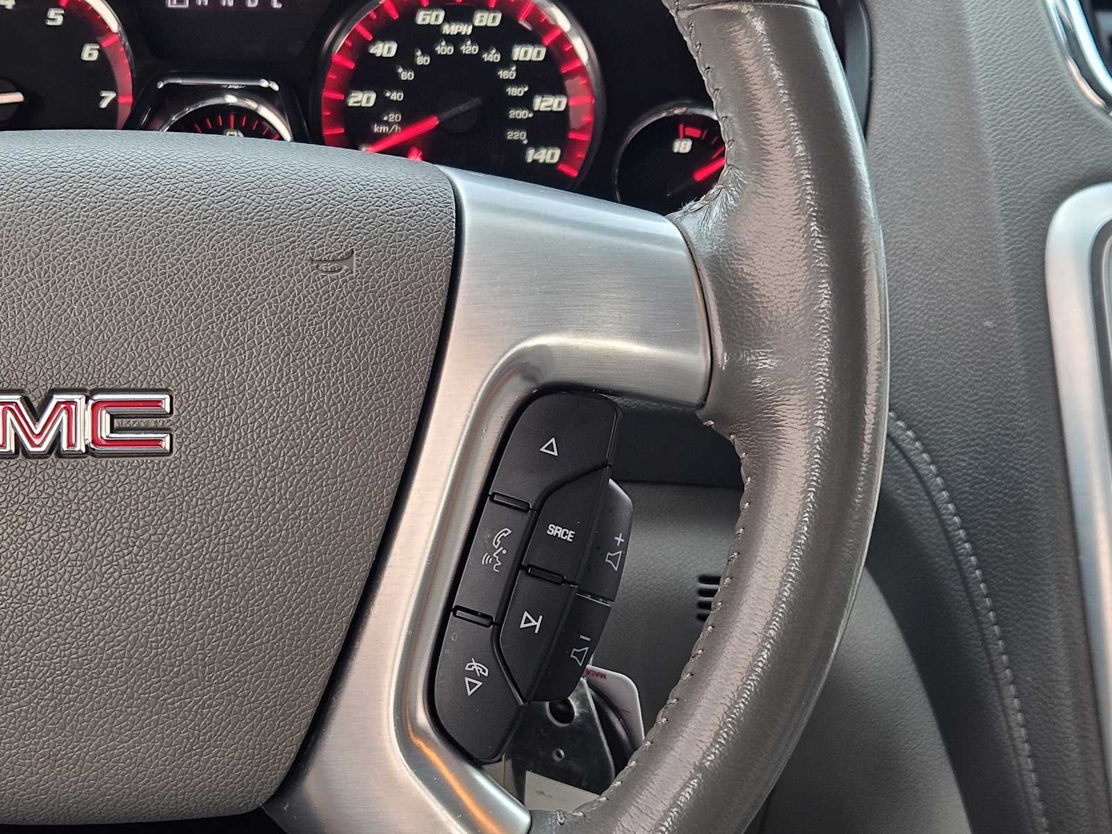 Thumbnail: 2015 GMC Acadia - 25