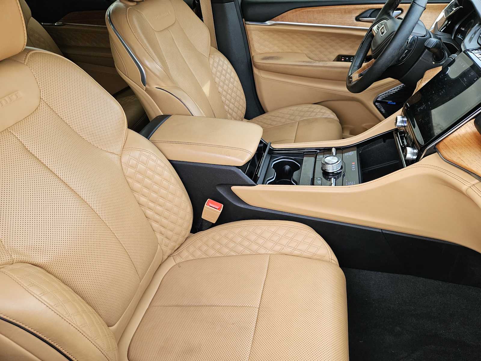 Thumbnail: 2022 Jeep Grand Cherokee L - 14